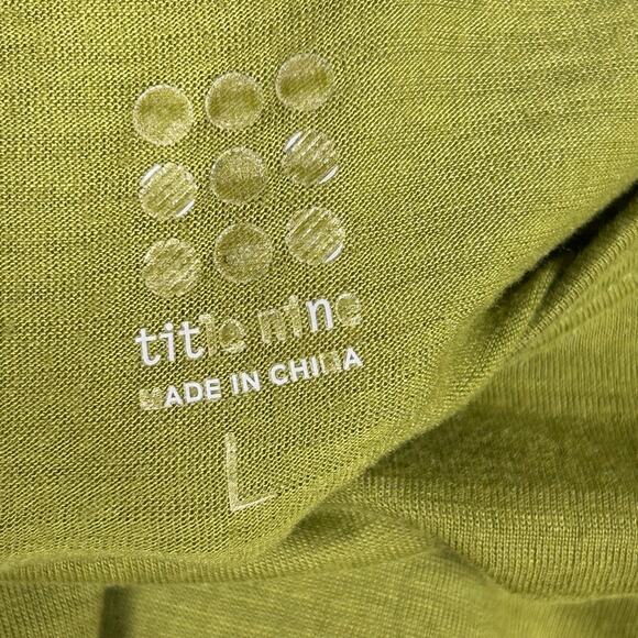 Title 9 Womens L t-shirt S/S 2022 Avocado Green polyester t-shirt Capsule Basic - Picture 6 of 7